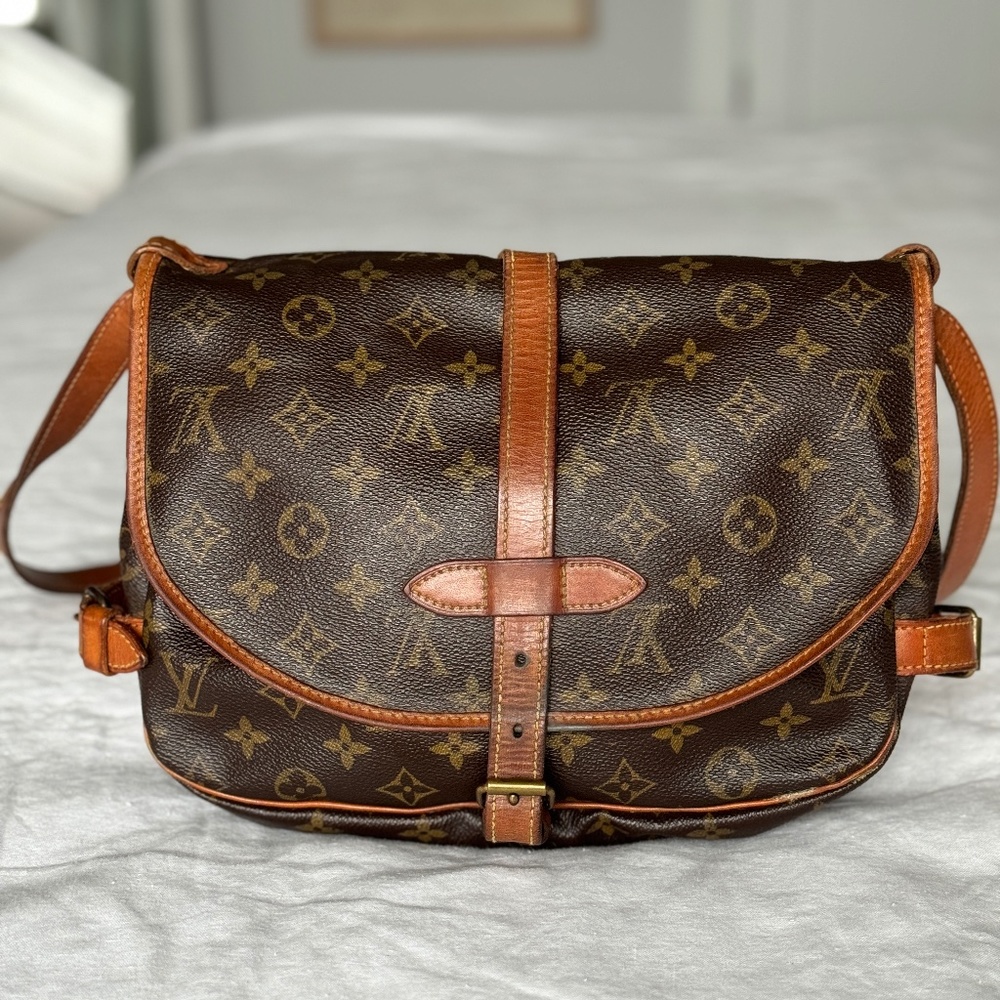 Monogram Saumur MM Vintage